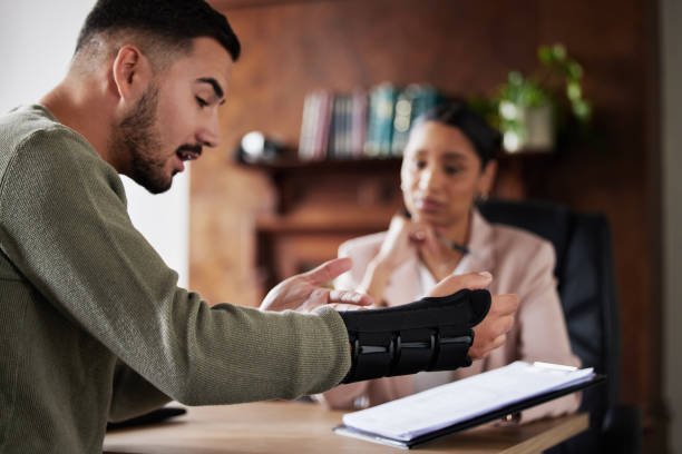 Personal Injury Attorneys: Top Car Accident Claim Guide